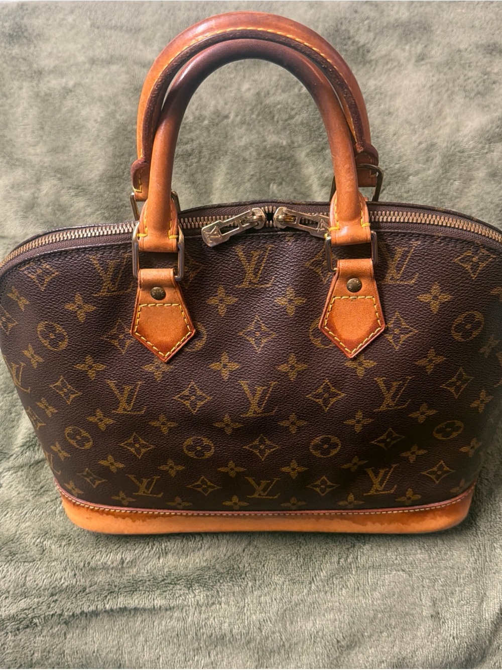 Authentic! Louis Vuitton Brown Monogram Alma Tote